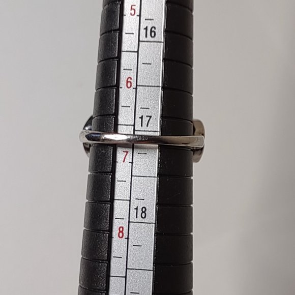 Silver Tone And Red Plastic Ring Size 6.75 - Picture 10 of 11